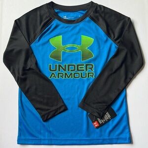 Under Armour Blue Green Black Long sleeve Boy's Athletic Shirt, Size 6, NWT